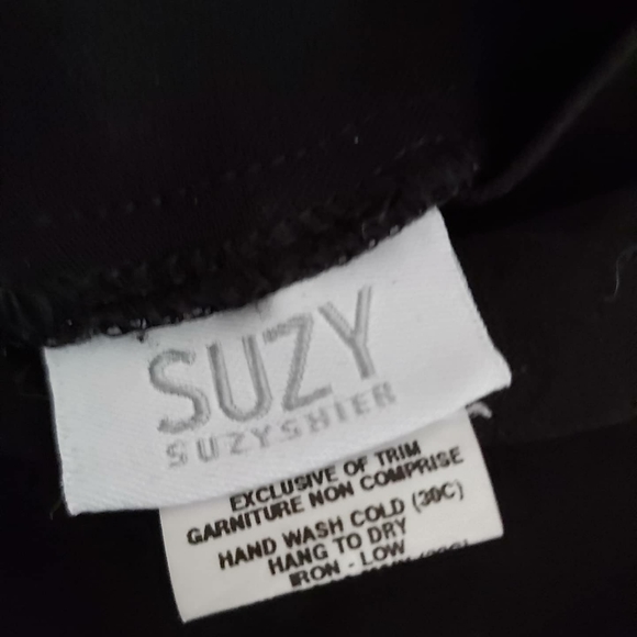 3/$15 Black pencil skirt - Picture 3 of 4